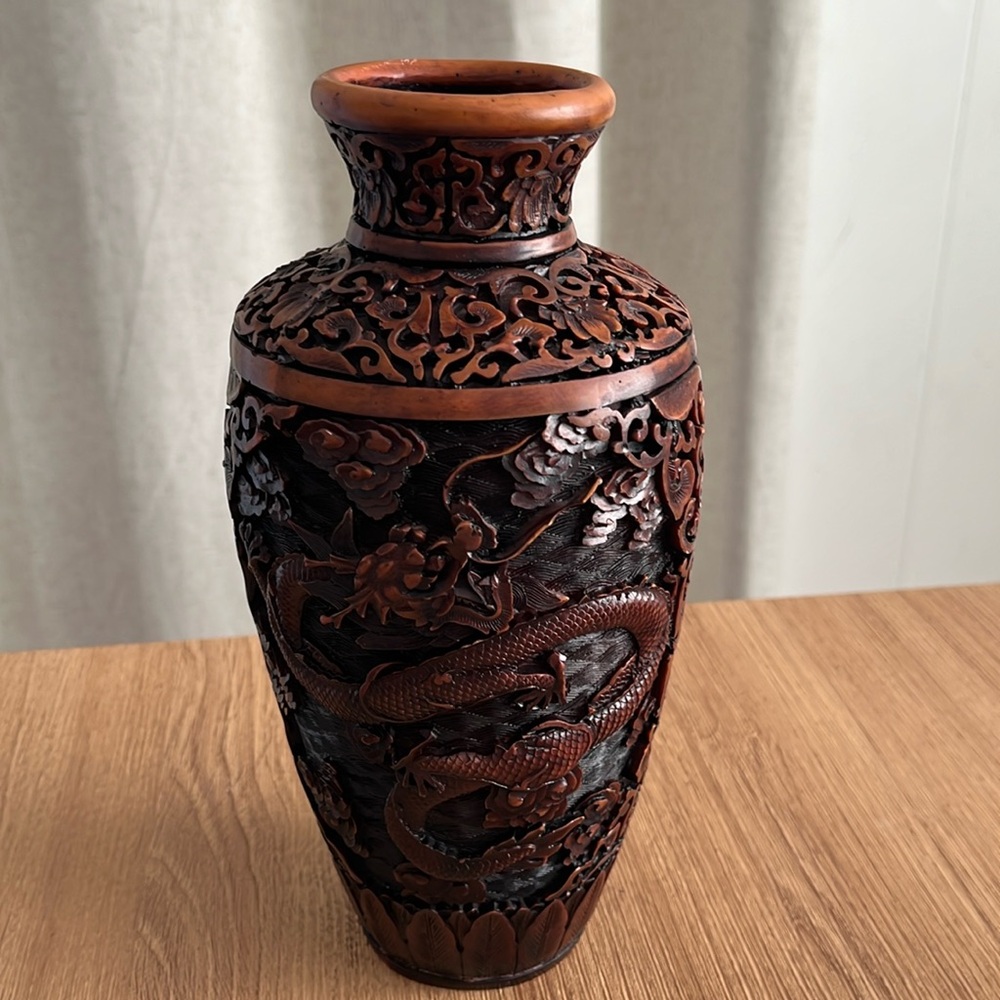 ANTIQUE CHINESE CARVED LAQUER DRAGON VASE SIGNED